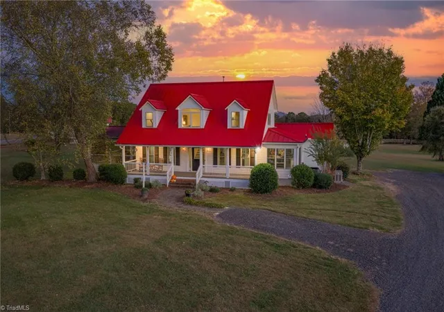 2nd image of 1260a Beaver Island Trail Rd, Walnut Cove, NC 27052 | MLS# 1231670