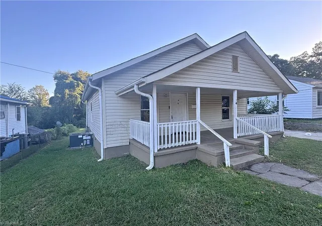 Photo 1 of Single family home for sale at 1134 24th Street Ne, Winston Salem, NC 27105 | MLS# 1237880 | Listing updated on 2026-10-24