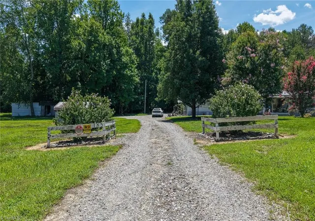 Photo 1 of Manufactured home for sale at 185 Bells Ln, Ronda, NC 28670 | MLS# 1229876 | Listing updated on 2026-08-03