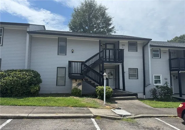 1st image of 894 Ridge Ct, Winston Salem, NC 27107 | MLS# 1230736