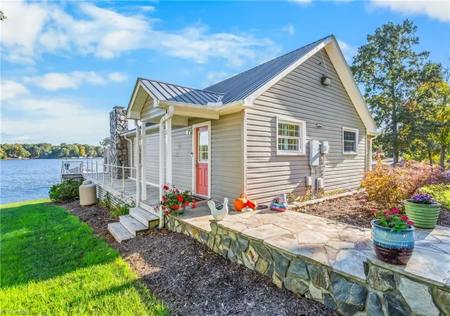3rd image of 129 Friendly Wy, Lexington, NC 27292 | MLS# 1230356