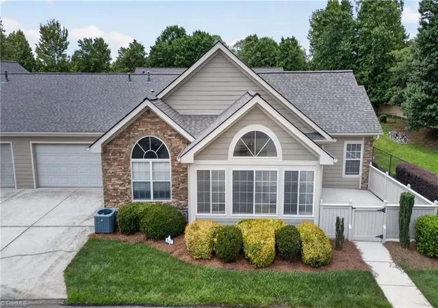 Photo 1 of Single family home for sale at 917 Eagle Rd, Greensboro, NC 27407 | MLS# 1228697 | Listing updated on 2026-10-06