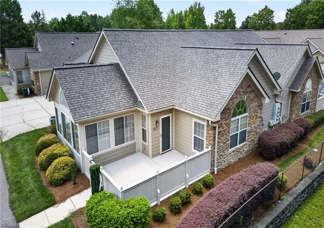 Photo 2 of Single family home for sale at 917 Eagle Rd, Greensboro, NC 27407 | MLS# 1228697 | Listing updated on 2026-10-06