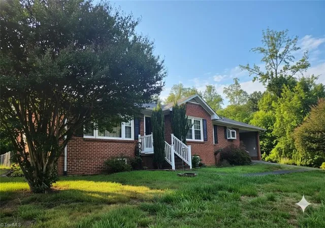 Photo 2 of Single family home for sale at 1129 Ziglar Rd, Winston Salem, NC 27105 | MLS# 1222062 | Listing updated on 2026-09-10