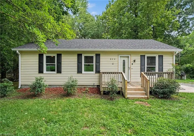 Photo 1 of Sale Pending at 604 Denny Rd, Greensboro, NC 27406 | MLS# 1229817 | Listing updated on 2026-09-16