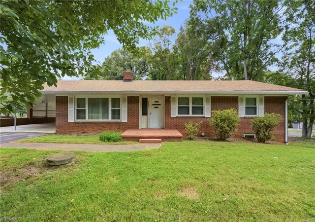 1st image of 3719 Crosland Rd, Winston Salem, NC 27106 | MLS# 1231359