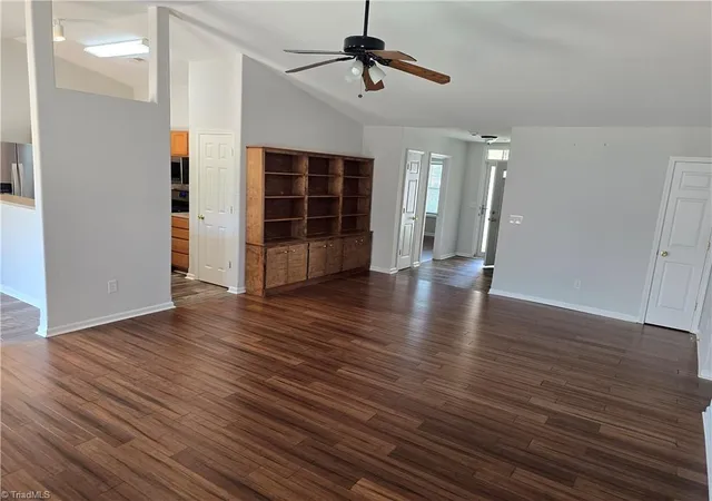 3rd image of 544 Lake Wy, Kernersville, NC 27284 | MLS# 1224021