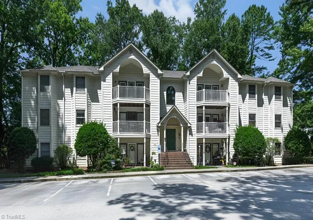 1st image of 5934 W Friendly Ave #K, Greensboro, NC 27410 | MLS# 1229868