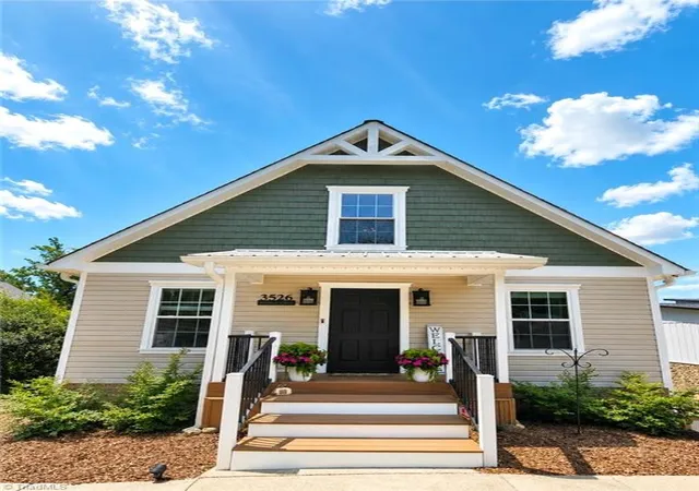 Homes for sale in New London, NC | 3526 Pinehaven Dr, New London, NC 28127 | MLS# 1225969