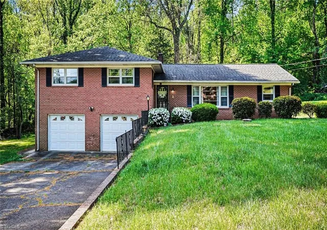 1st image of 405 Mayfair Dr, Winston Salem, NC 27105 | MLS# 1216785