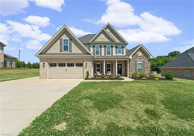 1st image of 139 Rosewood Dr, Winston Salem, NC 27127 | MLS# 1220325