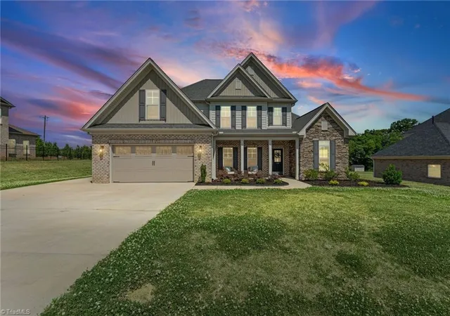 49th image of 139 Rosewood Dr, Winston Salem, NC 27127 | MLS# 1220325