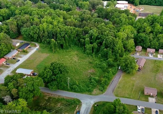 9th image of 403 Meredith Ave, Lexington, NC 27292 | MLS# 1219484