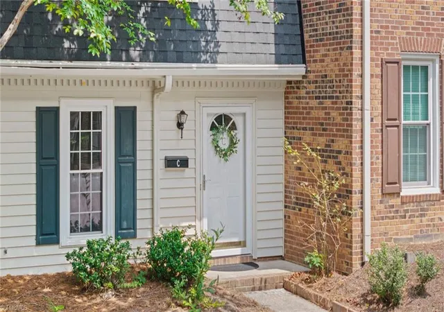 Photo 1 of Sale Pending at 3860 Huntingreen Ln #C, Winston Salem, NC 27106 | MLS# 1231078 | Listing updated on 2026-10-15