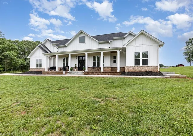 Homes for sale in Pilot Mountain, NC | 138 Arthur Needham Rd, Pilot Mountain, NC 27041 | MLS# 1217526