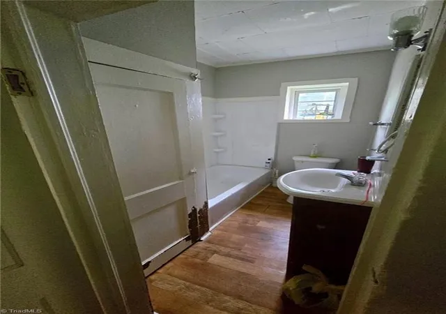 Photo 5 of Sale Pending at 714 Becks Church Rd, Lexington, NC 27292 | MLS# 1229550 | Listing updated on 2026-08-28