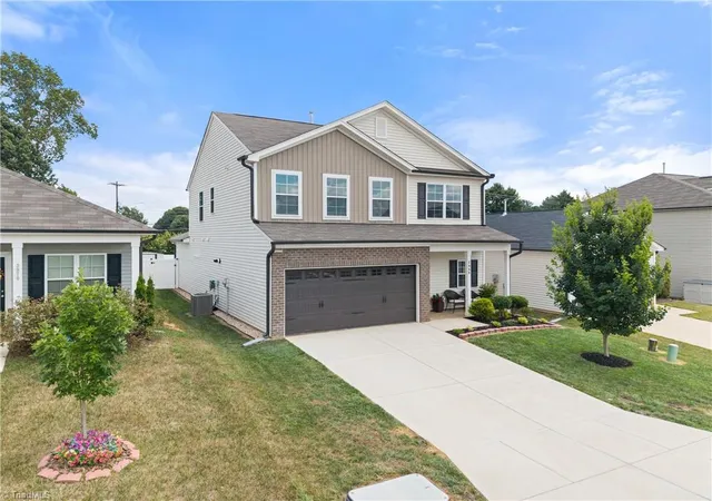 2nd image of 3966 Cowen St, High Point, NC 27265 | MLS# 1225005