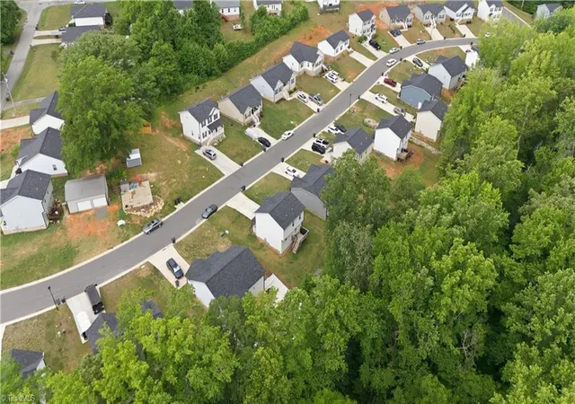 38th image of 889 Berg St, Asheboro, NC 27203 | MLS# 1226658