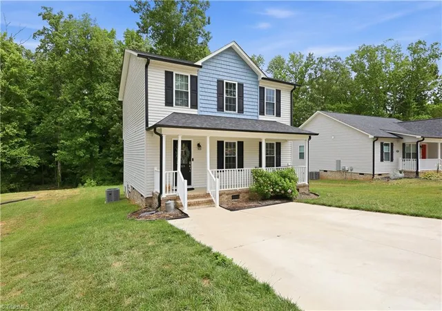 4th image of 889 Berg St, Asheboro, NC 27203 | MLS# 1226658