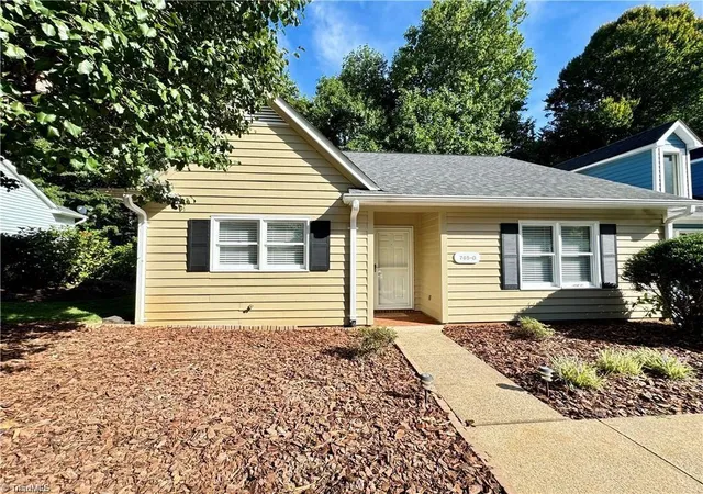 Homes for sale in Elkin, NC | 765 Oakland Dr #G, Elkin, NC 28621 | MLS# 1224979