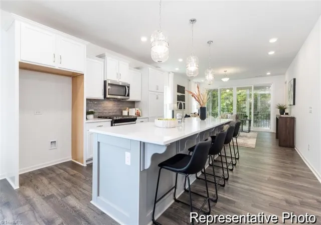 2nd image of 2773 Wood Valley Rd #30, Winston Salem, NC 27106 | MLS# 1230683