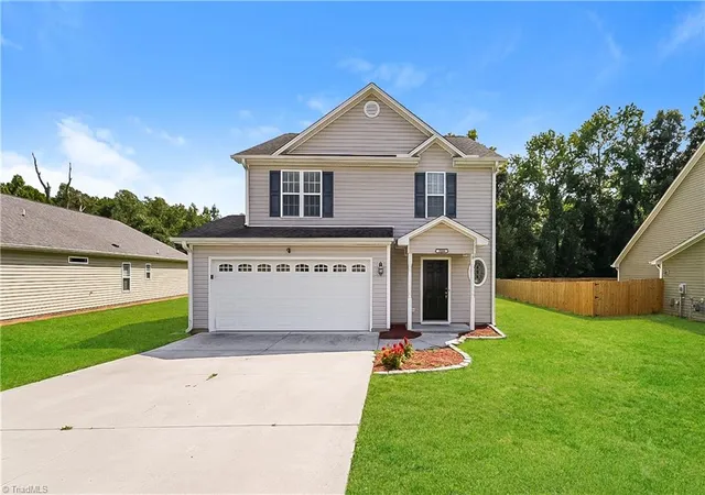2nd image of 2080 Dresden Dr, Burlington, NC 27217 | MLS# 1208444