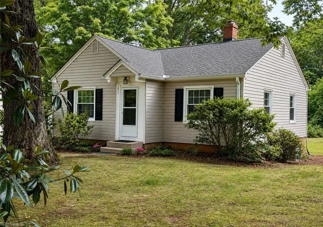 Photo 2 of Single family home for sale at 3817 Fritz St, Winston Salem, NC 27104 | MLS# 1224260 | Listing updated on 2026-09-17