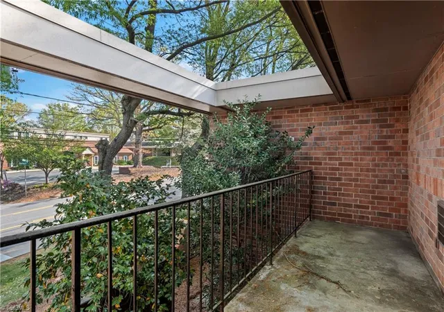 20th image of 1739 S Hawthorne Rd, Winston Salem, NC 27103 | MLS# 1214860