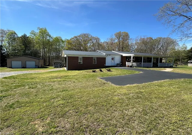 Photo 1 of Sale Pending at 281 Spencer Meadow Rd, Asheboro, NC 27205 | MLS# 1214096 | Listing updated on 2026-09-12