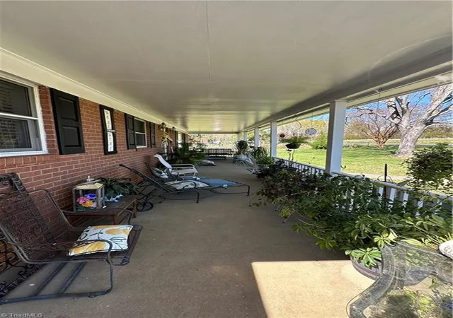 Photo 3 of Sale Pending at 281 Spencer Meadow Rd, Asheboro, NC 27205 | MLS# 1214096 | Listing updated on 2026-09-12