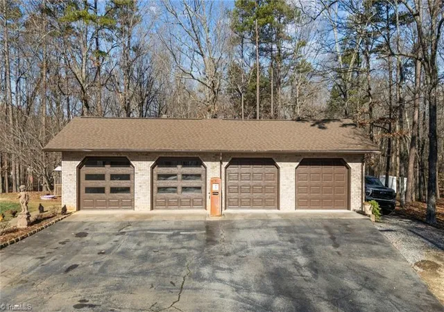 Photo 3 of Single family home for sale at 6955 Harlow Dr, High Point, NC 27263 | MLS# 1228349 | Listing updated on 2026-09-17