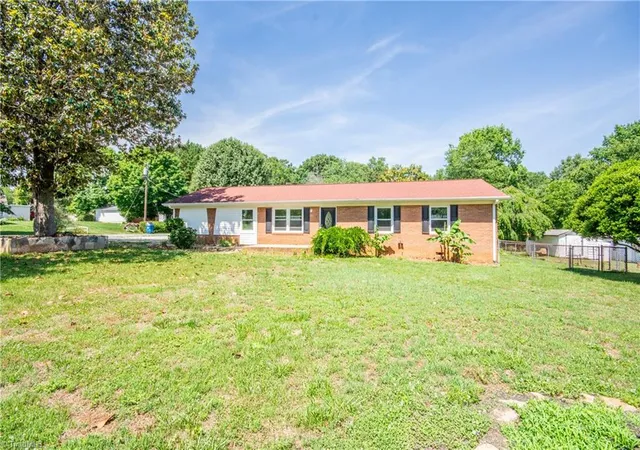 Photo 1 of Sale Pending at 125 Linda Dr, Harmony, NC 28634 | MLS# 1225553 | Listing updated on 2026-08-31