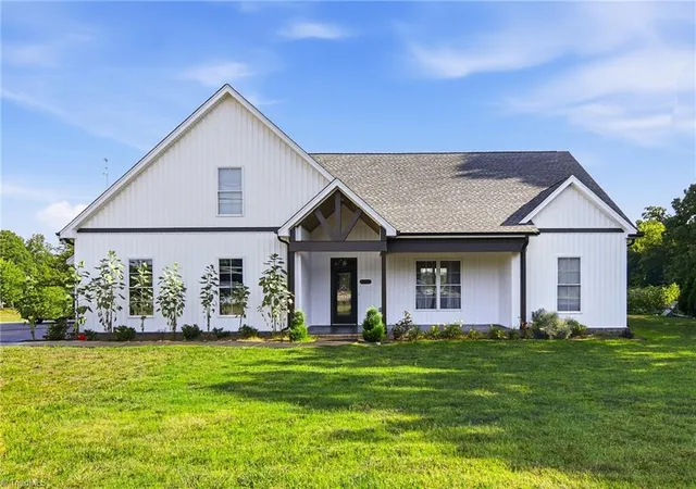 Photo 1 of Single family home for sale at 263 Progress Ln, Yadkinville, NC 27055 | MLS# 1227315 | Listing updated on 2026-07-17