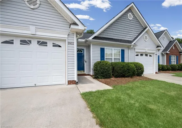 Photo 2 of Sale Pending at 3952 Creekside Ct, Winston Salem, NC 27127 | MLS# 1226312 | Listing updated on 2026-10-07