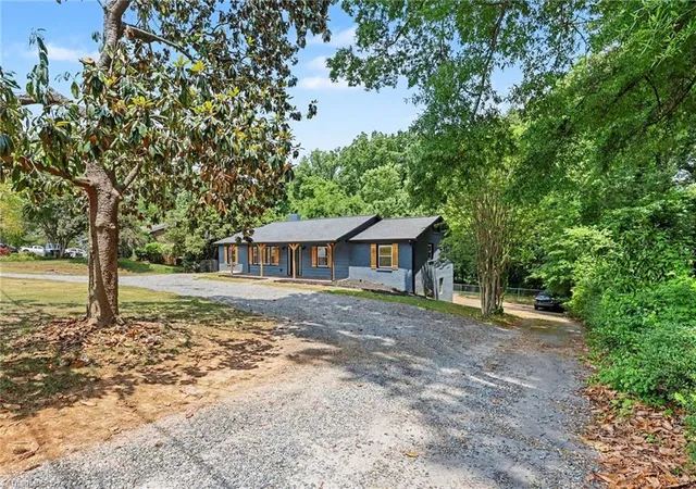 Photo 1 of Single family home for sale at 3927 Beacon Dr, Winston Salem, NC 27106 | MLS# 1221806 | Listing updated on 2026-09-21
