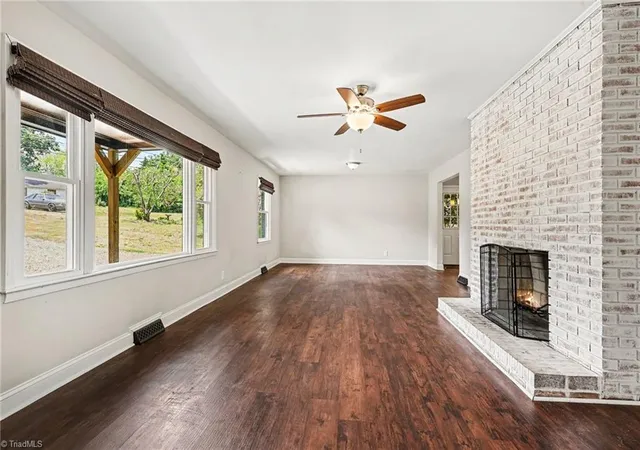Photo 3 of Single family home for sale at 3927 Beacon Dr, Winston Salem, NC 27106 | MLS# 1221806 | Listing updated on 2026-09-21