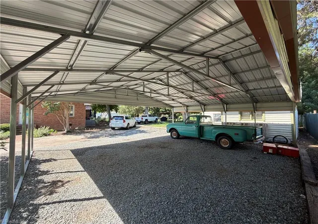 Photo 3 of Single family home for sale at 232 5th Street, Lexington, NC 27292 | MLS# 1229578 | Listing updated on 2026-08-28