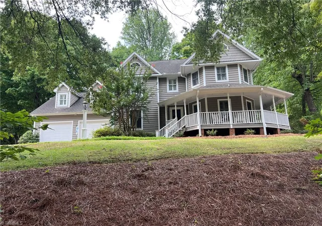 1st image of 4015 Baytree Ct, High Point, NC 27265 | MLS# 1230963