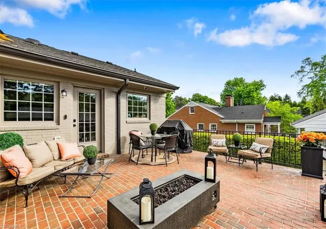 Photo 3 of Sale Pending at 1902 Pembroke Rd, Greensboro, NC 27408 | MLS# 1216580 | Listing updated on 2026-10-01