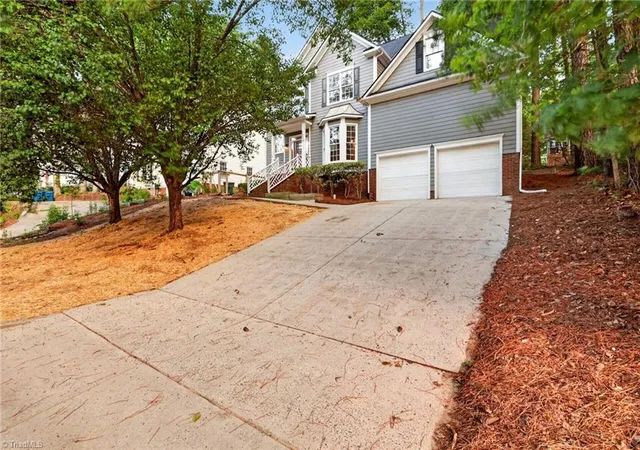 Photo 1 of Single family home for sale at 5206 Oakbrook Dr, Durham, NC 27713 | MLS# 1228919 | Listing updated on 2026-08-14