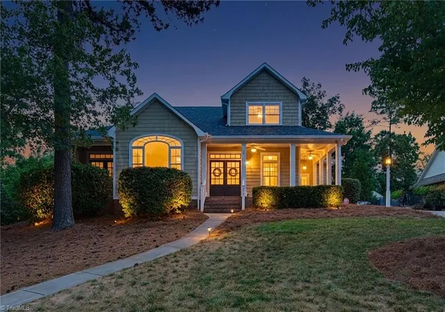 2nd image of 275 Charter Ct Se, Concord, NC 28025 | MLS# 1224947