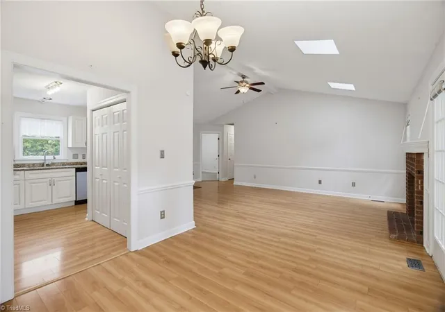 Photo 4 of Single family home for sale at 6 Castle Bridge Ct, Greensboro, NC 27407 | MLS# 1233813 | Listing updated on 2026-09-11