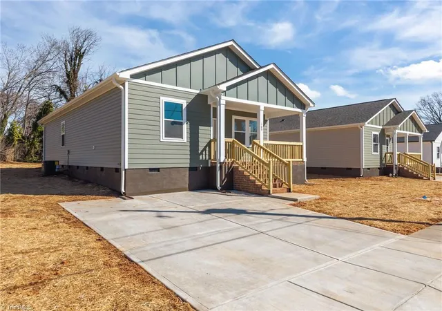 3rd image of 109 E Earnhardt St, Salisbury, NC 28144 | MLS# 1225522