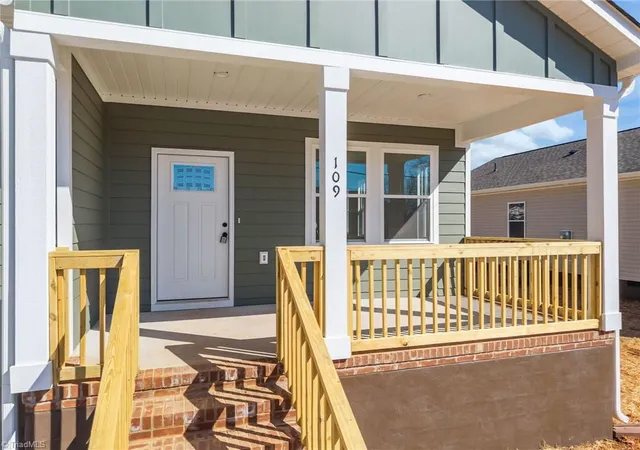 5th image of 109 E Earnhardt St, Salisbury, NC 28144 | MLS# 1225522