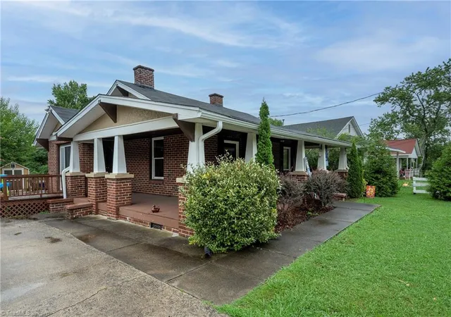 Photo 2 of Single family home for sale at 5102 Old Walkertown Rd, Winston Salem, NC 27105 | MLS# 1229385 | Listing updated on 2026-07-29