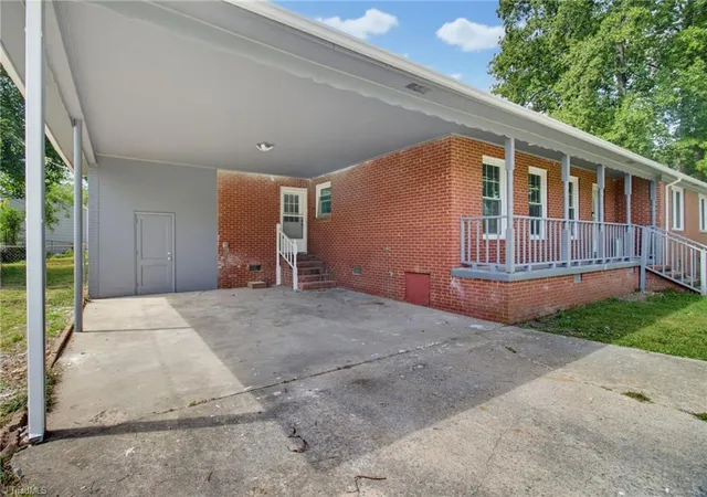 Photo 3 of Single family home for sale at 1416 Lynwood Ter, High Point, NC 27265 | MLS# 1231680 | Listing updated on 2026-10-08