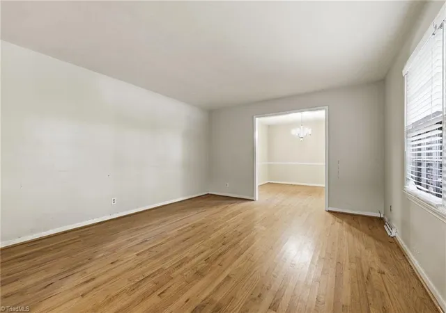 5th image of 606 Leawood Dr, Greensboro, NC 27410 | MLS# 1219436