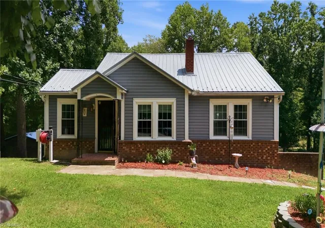 1st image of 371 Conrad Dr, Thomasville, NC 27360 | MLS# 1228642