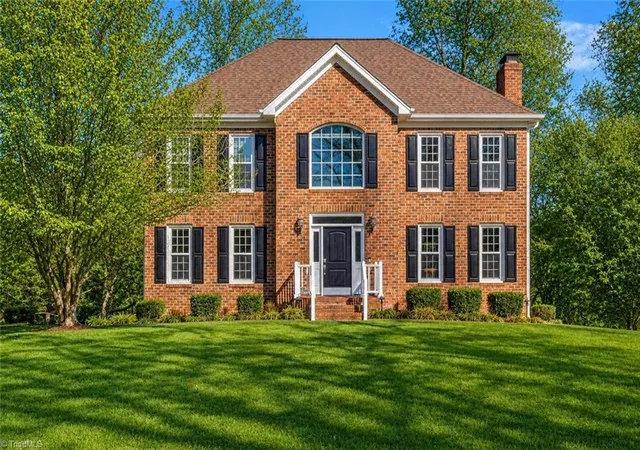 Photo 1 of Single family home for sale at 5229 Brg Pointe Dr, Clemmons, NC 27012 | MLS# 1231433 | Listing updated on 2026-08-18