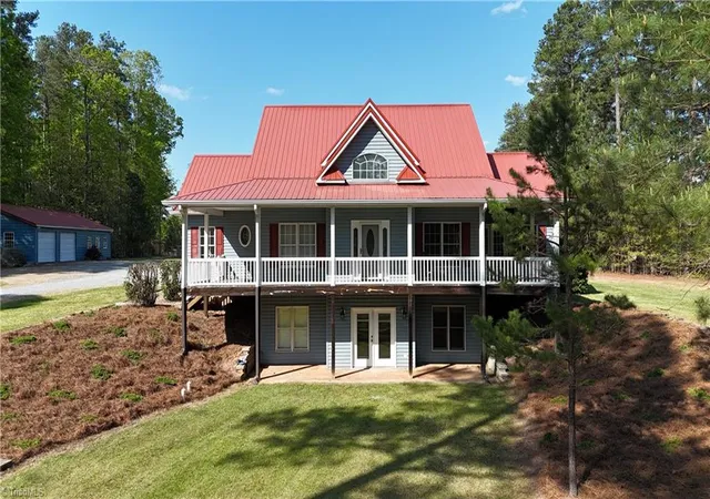 Photo 1 of Sale Pending at 104 Bridle Path Ln, Carthage, NC 28327 | MLS# 1177266 | Listing updated on 2026-04-13